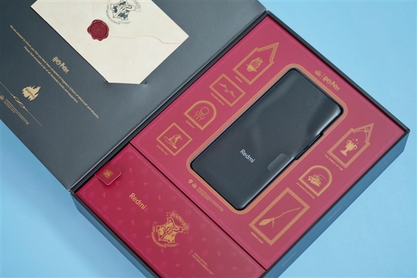 魔法氛围拉满!Redmi Note 12 Turbo哈利波特版图赏