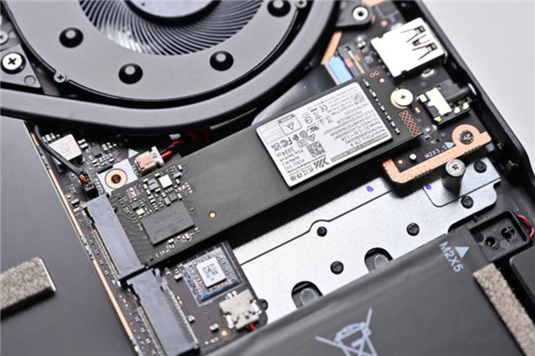 打破“不可能三角”！长江存储PC411 SSD成为OEM的完美新宠