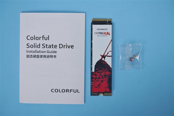 国产主控闪存、满血PCIe 4.0!七彩虹战戟CN700 1TB SSD图赏