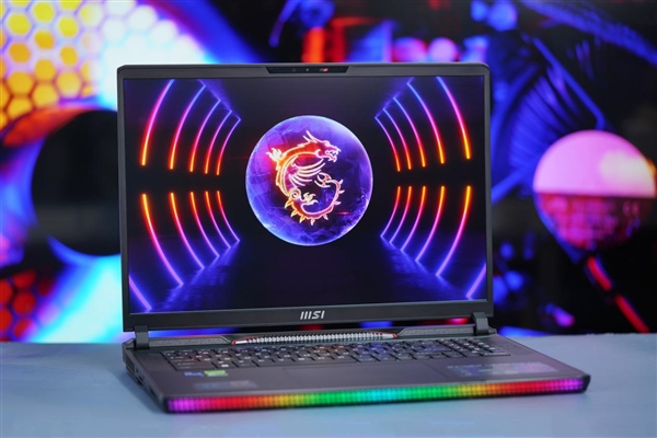 全景灯效无敌!微星泰坦GE78 HX笔记本图赏
