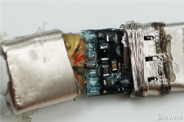 iPhone要换USB-C接口?苹果可能啥都没想变