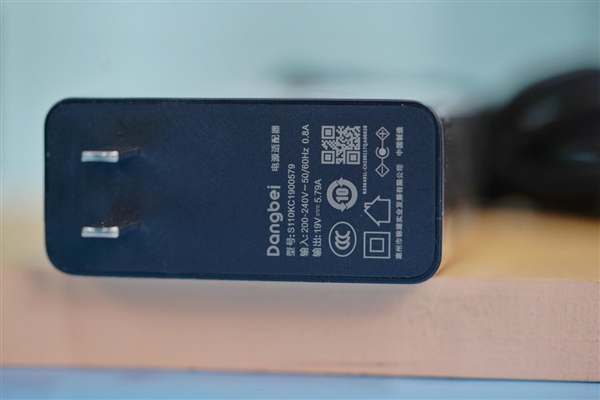 轻薄激光投影小钢炮!当贝D5X Pro图赏