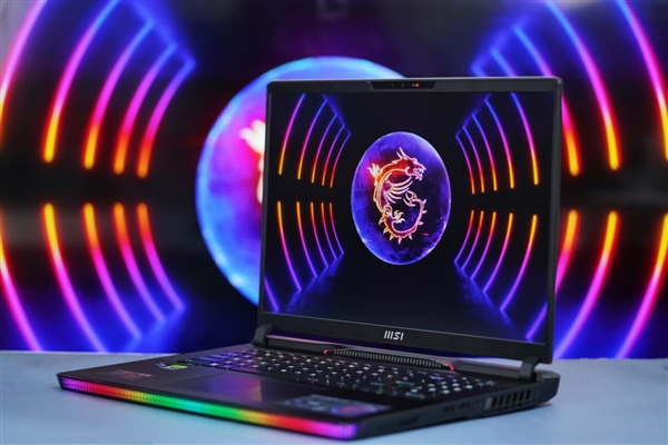 全景灯效无敌!微星泰坦GE78 HX笔记本图赏