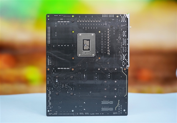 新一代小雕！技嘉Z790 AORUS ELITE AX主板图赏