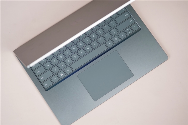 2.2K高色域触控屏!微软Surface Laptop 5图赏