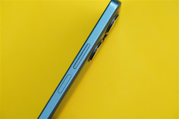 首发第二代骁龙7+!Redmi Note 12 Turbo图赏