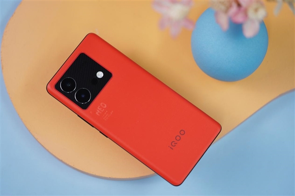 全球首发天玑9200+!iQOO Neo8 Pro赛点版图赏