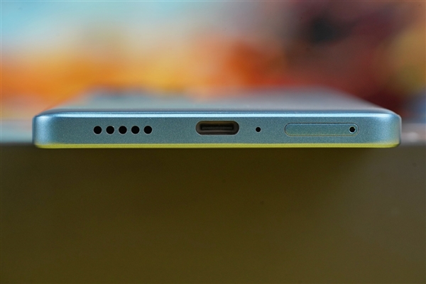 首发第二代骁龙7+!Redmi Note 12 Turbo图赏