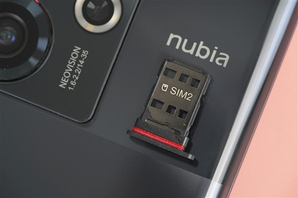 二代骁龙8只要2999元！nubia Z50图赏：一体双曲影像旗舰