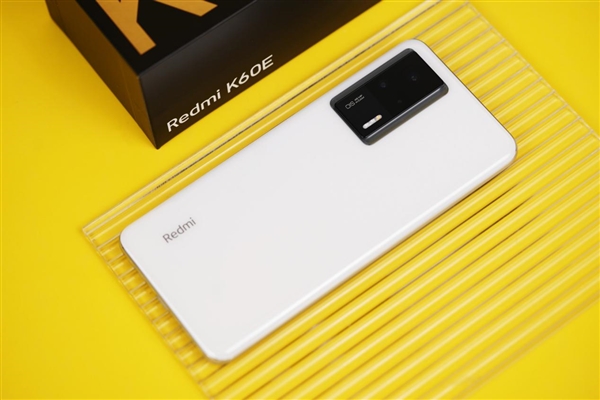 天玑8200同档唯一2K屏！Redmi K60E晴雪图赏