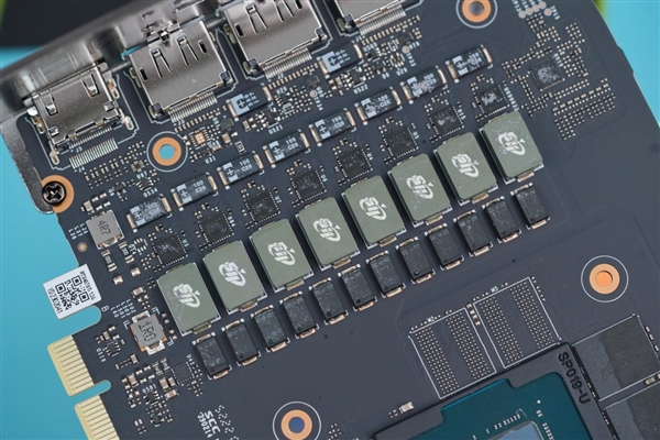 罕见5风扇设计!铭瑄RTX 4070 Ti MGG OC12G显卡图赏