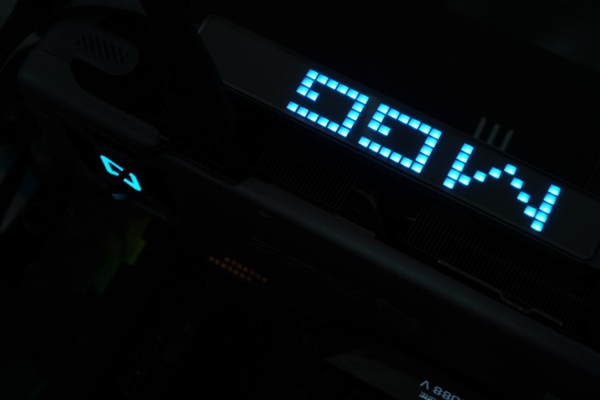 罕见5风扇设计!铭瑄RTX 4070 Ti MGG OC12G显卡图赏
