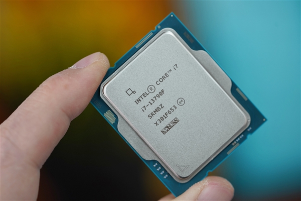 中国内地市场特供！Intel i7-13790F处理器图赏