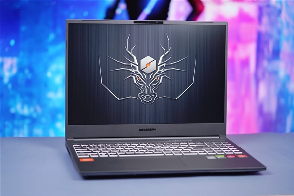 RTX 4060+2.5K屏仅6499元!机械革命新款蛟龙16S图赏