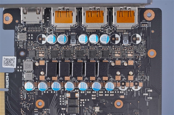 年轻人的第一只“大橘”!COLORFIRE RTX 4060 Ti橘影橙图赏