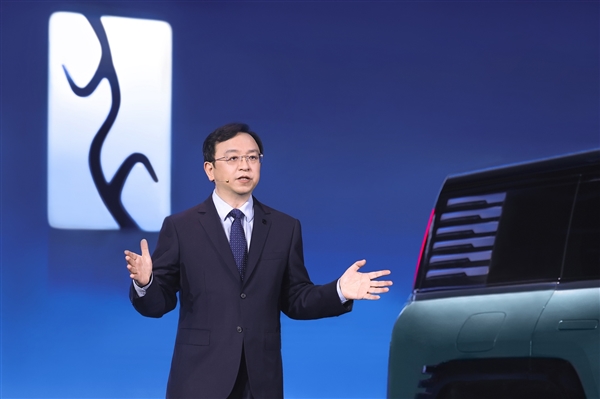 如果比亚迪也学特斯拉一样说话