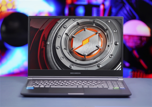 酷睿i7+RTX 4060！机械革命极光Pro游戏本图赏
