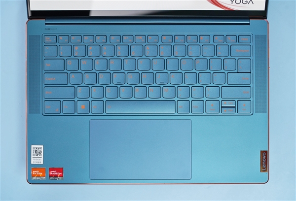AMD定制R7 7840S加持！联想YOGA Air 14s图赏