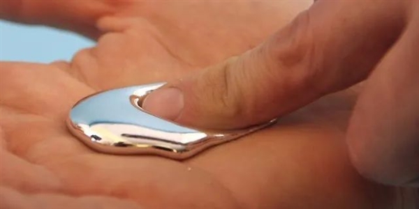 中国造出“液态记忆金属”！机器人可以自由切换固态、液态