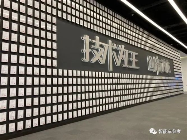 特斯拉FSD再不来真没机会了 比亚迪出手:智能驾驶年内上车
