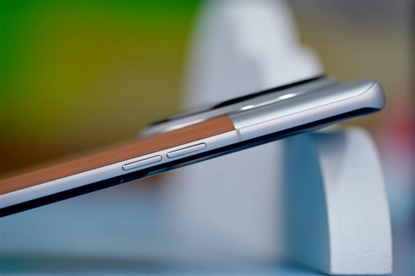 三主摄时代来了!OPPO Find X6 Pro大漠银月图赏
