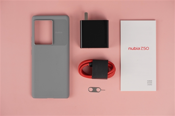 二代骁龙8只要2999元！nubia Z50图赏：一体双曲影像旗舰