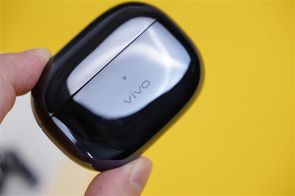全球首款真Hi-Fi无线耳机！vivo TWS 3 Pro图赏