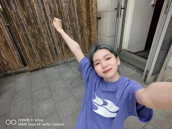 华为真的很懂女人:前置拍照 媲美后置