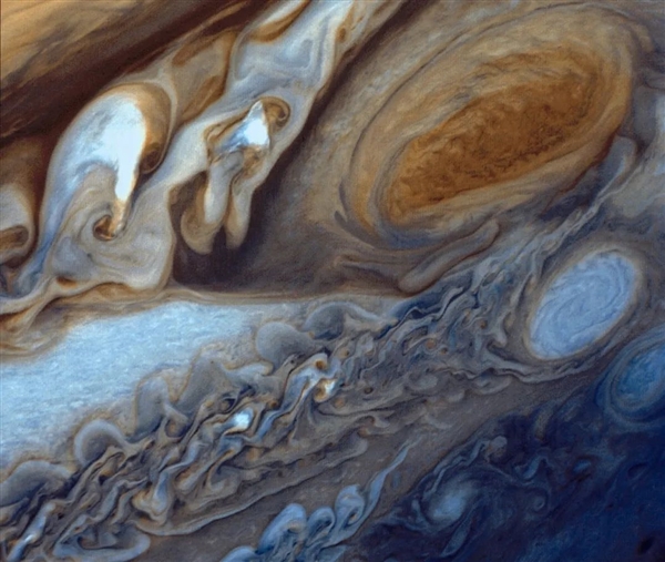 离开太阳系!旅行者号要给外星人讲讲人类的爱情
