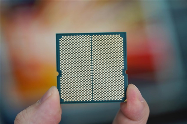游戏秒杀i9-13900K!AMD锐龙7 7800X3D图赏