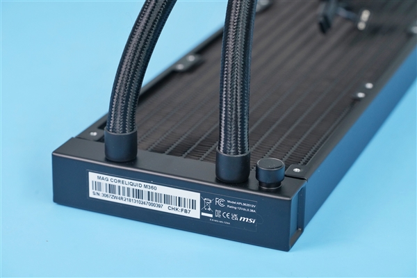 微凸铜底设计!微星CORELIQUID M360散热器图赏