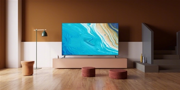 “彩电”尺寸越来越大！中国电视机平均尺寸突破60英寸：便宜太