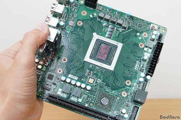 Xbox Series X废弃芯片重生！AMD Zen2 4800S首测：解锁11％性能