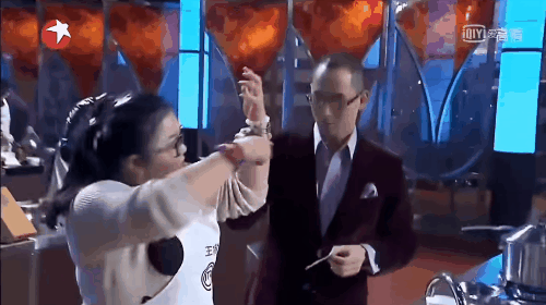 “九转大肠”原综艺：比吃答辩还要抽象10倍