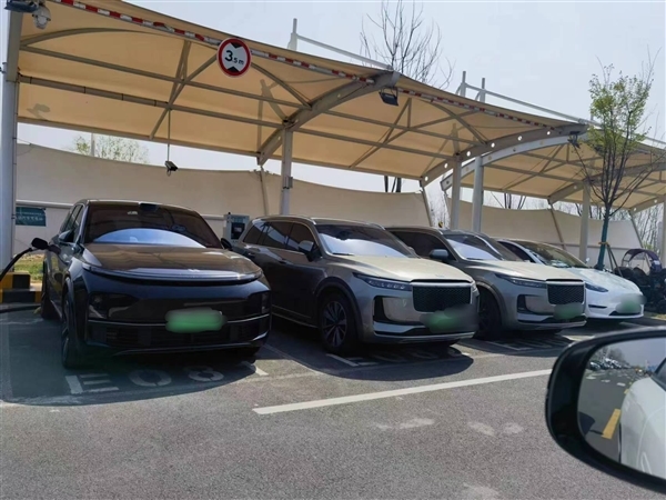 为何插电混动车主爱在外充电 理想高管分析:薅羊毛感觉爽