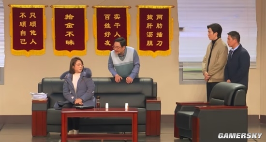 沈腾可能要请很多人吃饭了！讲述小品《坑》背后：临场改词