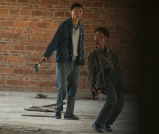 《狂飙》疯驴子25岁登热搜:年纪轻轻就一把年纪了