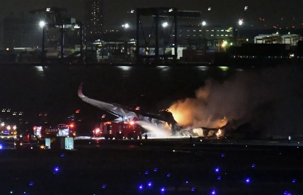 日本羽田机场事故最新进展！幸存驾驶员：误认为得到滑行许可