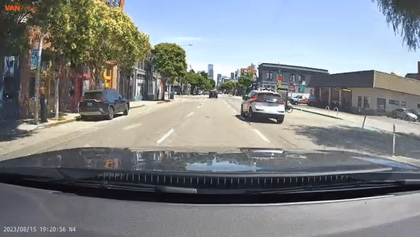 无人车碾压路人 也挡不住加州力推自动驾驶