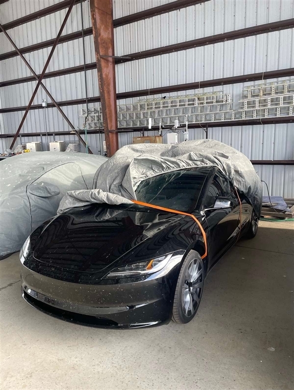 销量又该暴涨 大神绘制新款特斯拉Model 3:有豪车味了
