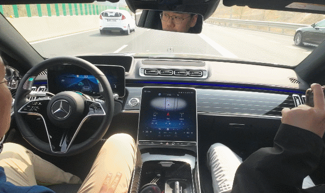 要啥脚步记录仪?严谨的德国人给特斯拉上了一堂刹车课