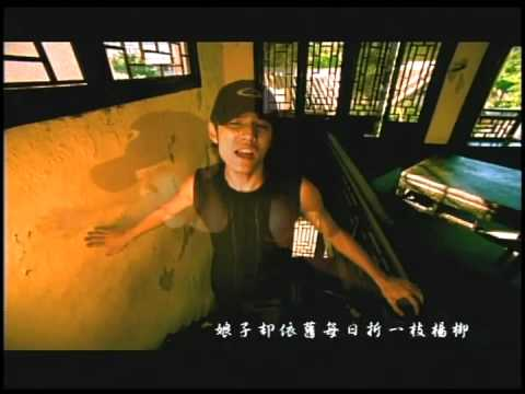 ChatGPT真能抢走你的饭碗?我帮你问了律师、编剧、程序员