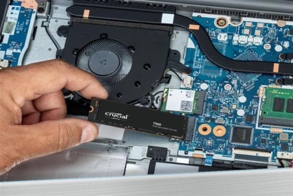 Crucial英睿达T500 Gen4固态硬盘发布：性能功耗