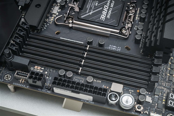 DDR5时代真正降临!Intel H610入门主板也要支持 AMD难做了