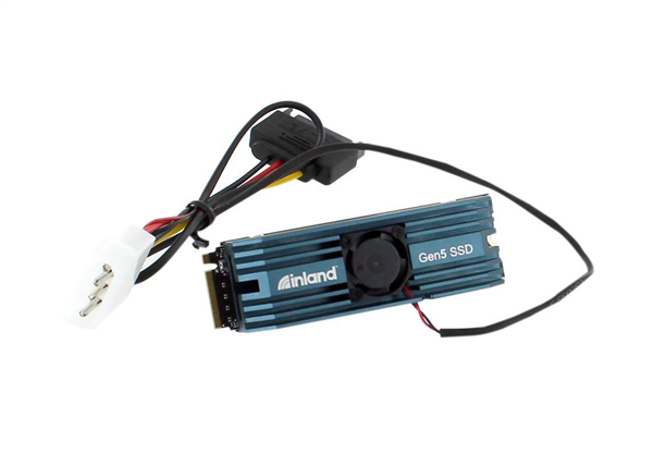 2TB PCIe 5.0 SSD卖出2400元高价!风扇噪音令人崩溃