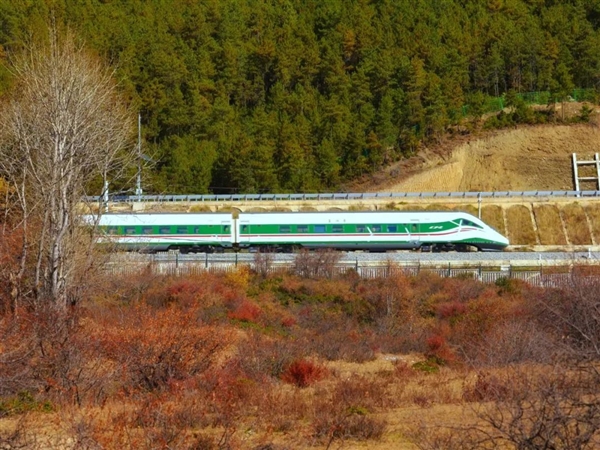 “最美天路”！丽江至香格里拉铁路开启动态验收：即将全线开通