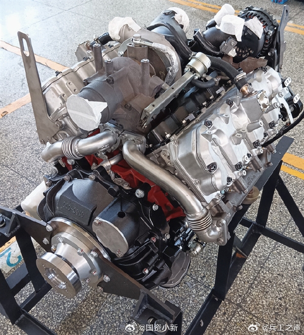 自主研发！新型高速柴油机HC810开始台架试验