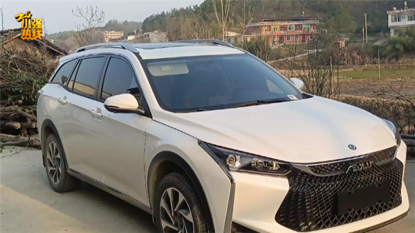 离谱!司机接了一单顺风车 到地后车被乘客卖了