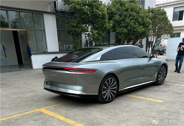 奇瑞艾瑞泽STAR概念实车现身 网友:换个BBA的标 能卖百万