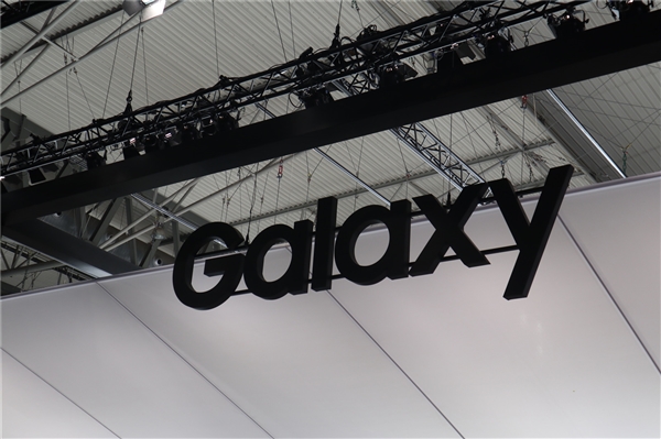 三星推出Galaxy Book 3 Go笔记本：第三代骁龙7c+平台、45W快充
